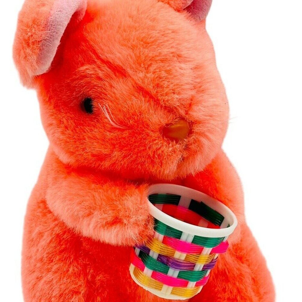 Fairview Salmon Easter Bunny Rabbit 9 inch‎ Nylon Woven Basket Pink Eyes 1988